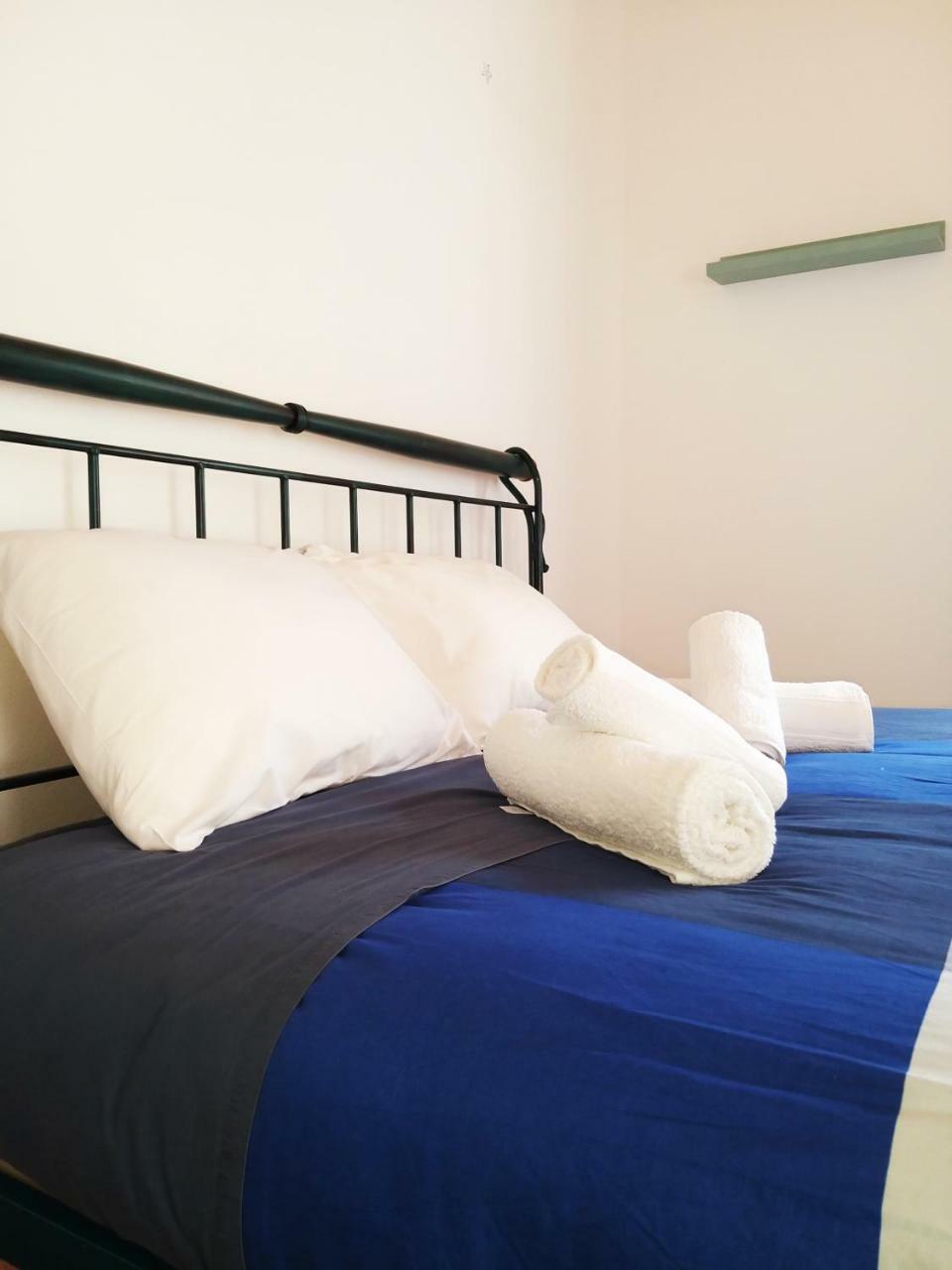 Orange3 Hostal *